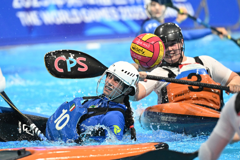 inews, 新华社记者