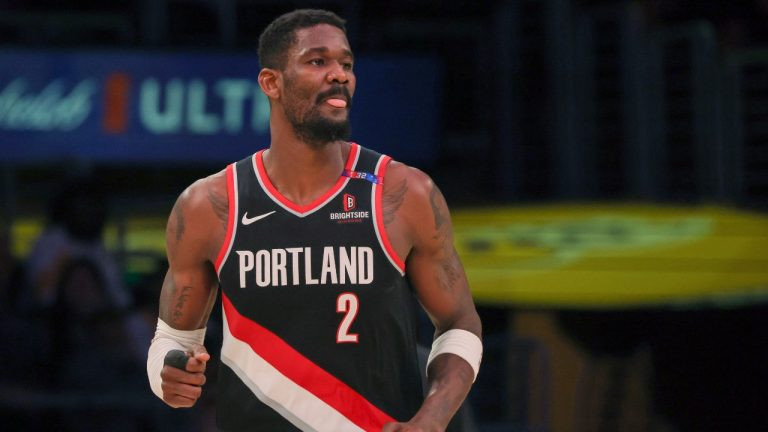 艾顿的体型, 多球权